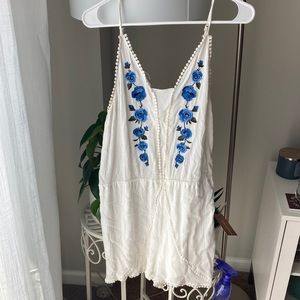 Aeropostale Blue Floral Romper Size L